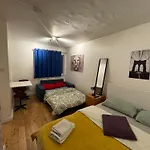 Cozy Rooms Near Central London