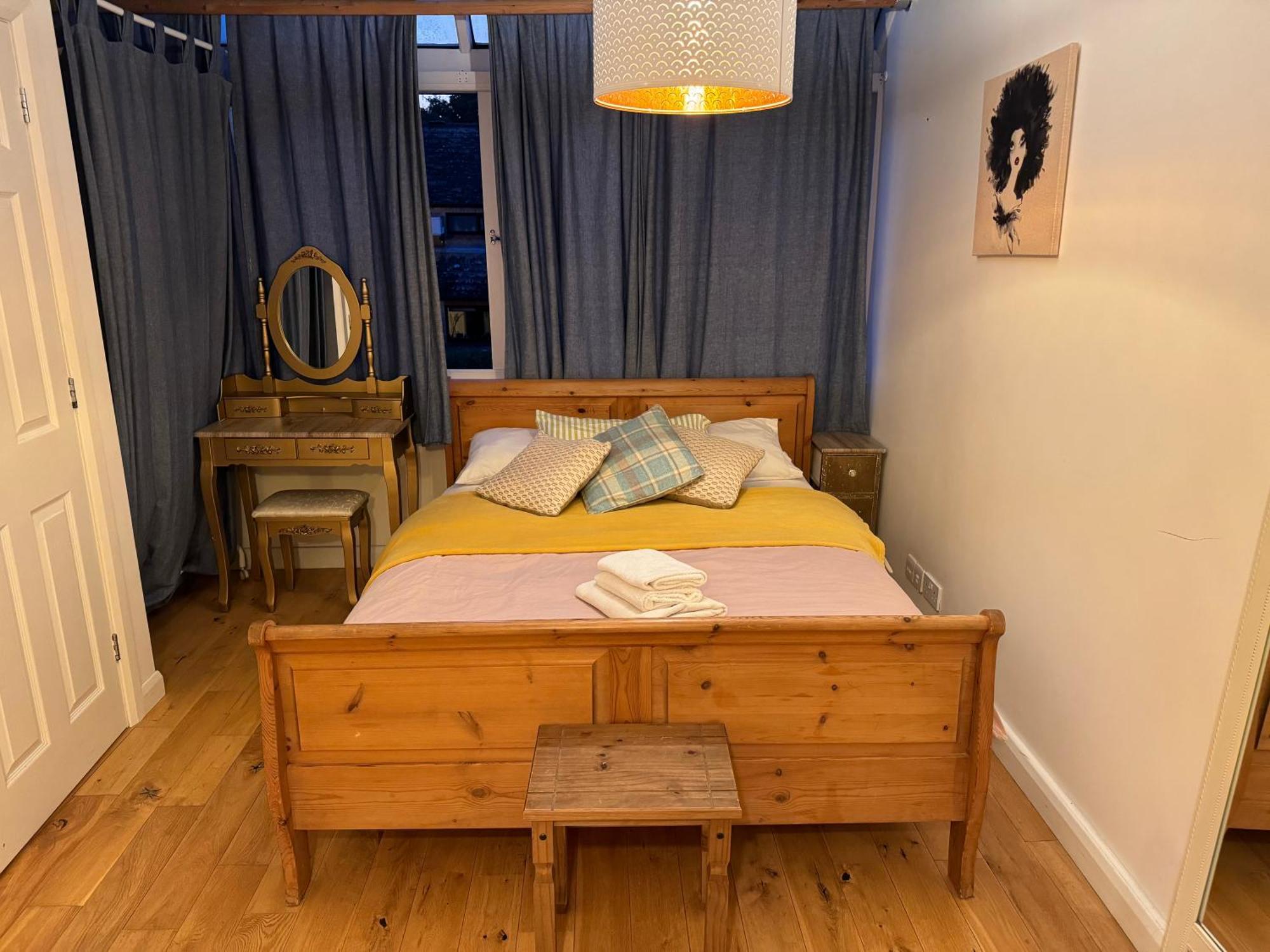 Cozy Near * London