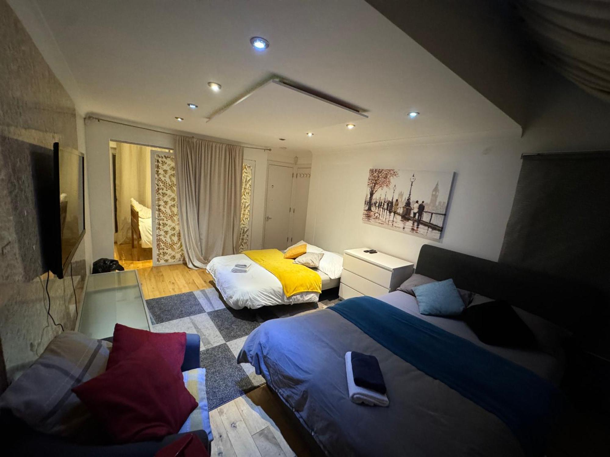 Cozy Near London